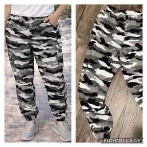 Camouflage denim joggers